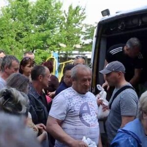 Любая помощь должна быть системной, только так это работает